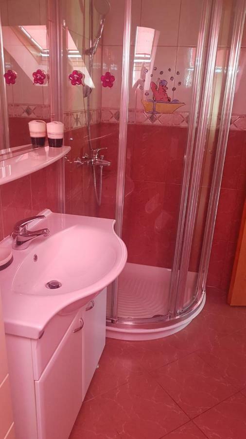 Nena Apartment Задар Екстериор снимка